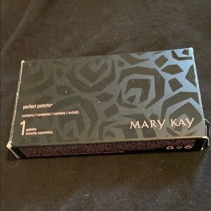 Mary Kay Perfect Palette - Elegant Black